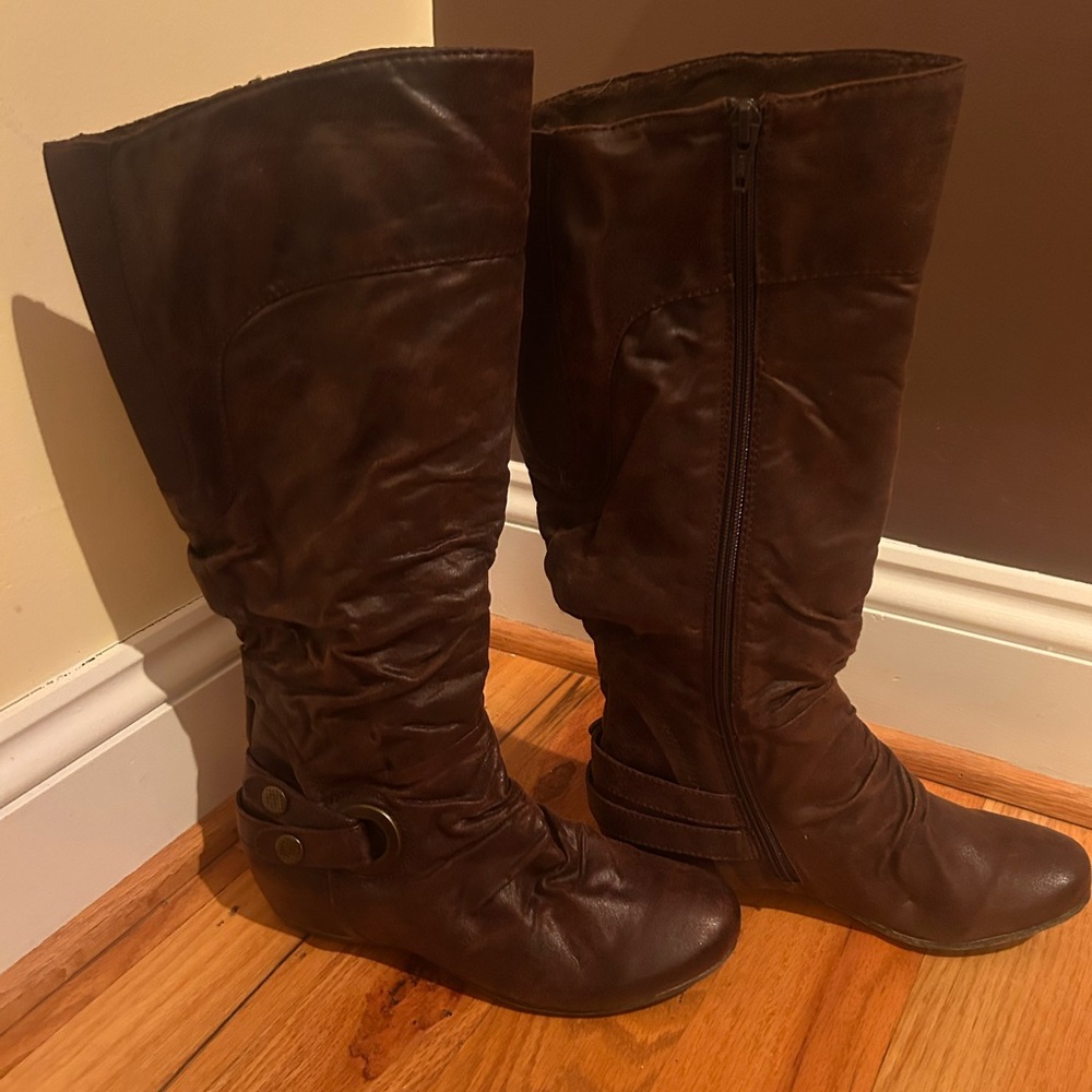 Baretraps Shoes Tall Boots Style Sienna Color: Brown Size: 7